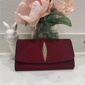 Elegant Burgundy Stingray Leather Clutch Wallet